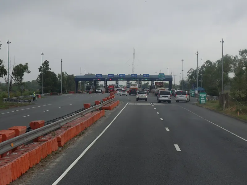 Tolls as Transit Funding: The Promise and the Politics of Congestion Pricing in American Cities